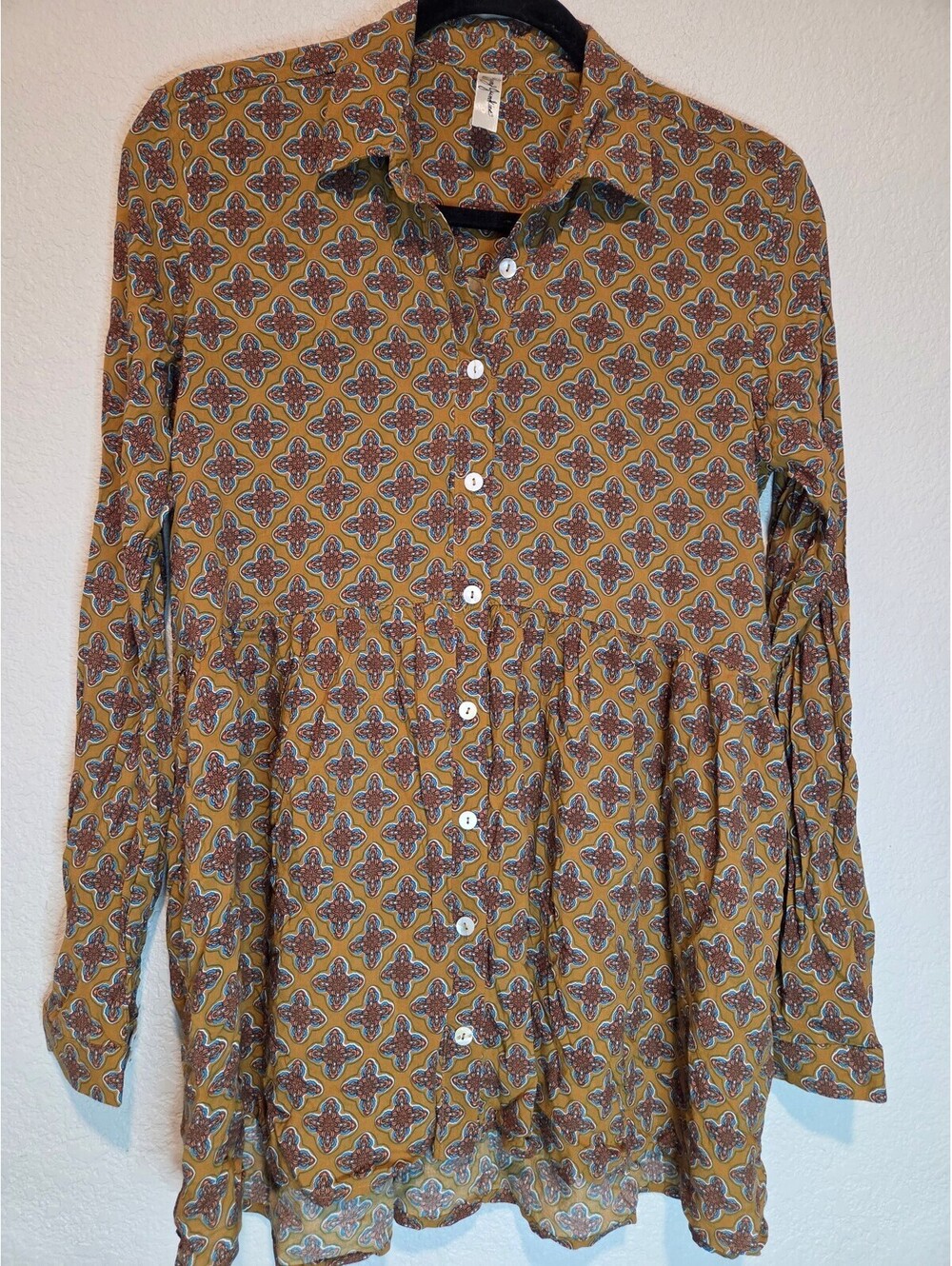 Gypsy Junkies Women's Rayon Long Sleeve Button-Up Tunic Shirt S/M